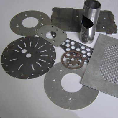 OEM कस्टम उच्च गुणवत्ता वाले एल्यूमीनियम स्टेनलेस स्टील शीट धातु निर्माण लेजर कट धातु भागों और वेल्डिंग सेवाएं