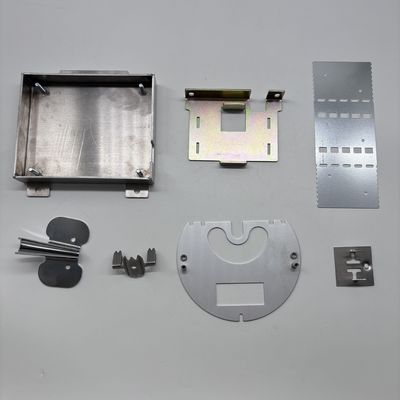 OEM कस्टम स्टेनलेस स्टील कार्बन स्टील शीट मेटल स्टैम्पिंग पार्ट्स के साथ लेजर कटिंग झुकने सेवाएं