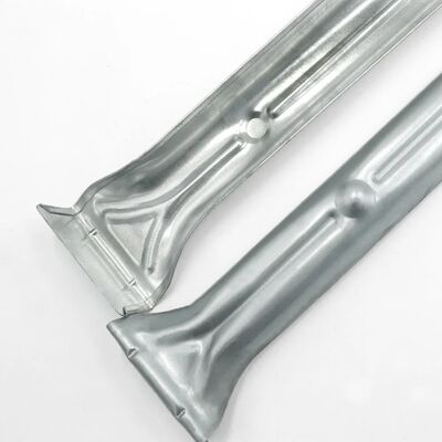 20 और 24 इंच धातु लटकन पट्टी वार्डरोब बढ़ी हुई संगठन के लिए चल ब्रैकेट